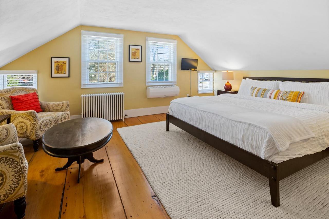 East Orleans The Parsonage Bed & Breakfast エクステリア 写真