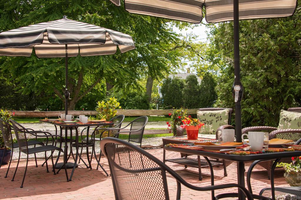 East Orleans The Parsonage Bed & Breakfast エクステリア 写真