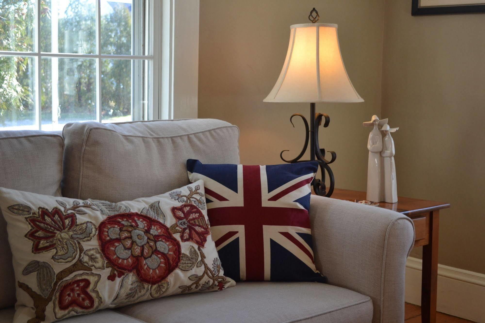East Orleans The Parsonage Bed & Breakfast エクステリア 写真